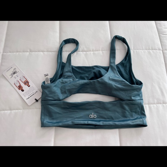 ALO Yoga Other - NWT Alo Yoga Top